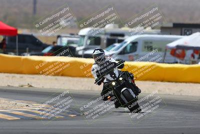 media/Apr-10-2022-SoCal Trackdays (Sun) [[f104b12566]]/Turn 2 (1135am)/